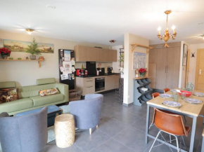 Appartement haut standing au centre des Gets, 5 pers, balcon, wifi, proche commerces - FR-1-623-201